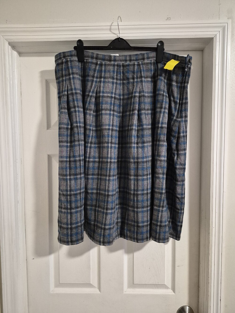 Vintage Pendleton Wool Plaid Pleated Midi Skirt 24W Made USA - Picture 2 of 6